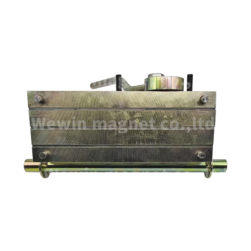 Uzavírací magnet s rukojetí
